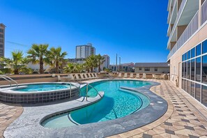 Pool - Gulf view condo with 2 pools, lazy river, hot tub, sauna, gym & beach access (Gulf Shores)