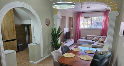 Cozy central vacation apartment "Little Oasis" Vlora