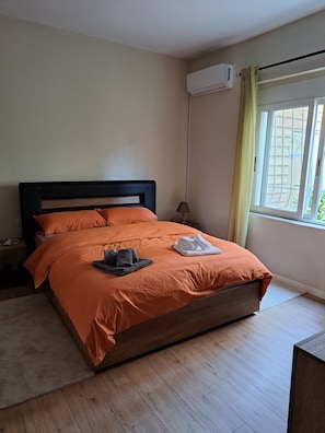 2 Schlafzimmer, Bügeleisen/Bügelbrett, Reisekinderbett, kostenloses WLAN