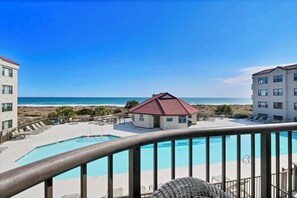 Pool - 3BR/3BA Dune Ridge Condo with Elevator, Pool & Ocean Views (Wrightsville Beach)