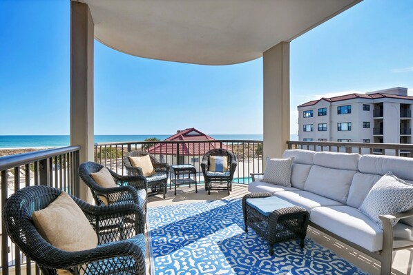 Property grounds - 3BR/3BA Dune Ridge Condo with Elevator, Pool & Ocean Views (Wrightsville Beach)