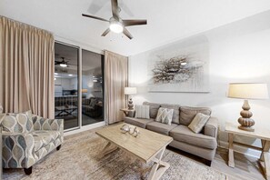 TV, DVD player - Gulf-Front Condo w/ Beach Access, WiFi, Balcony & Shared Pools/Hot Tubs/Gym (Gulf Shores)
