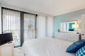 1 habitación, tabla de planchar con plancha, internet y ropa de cama