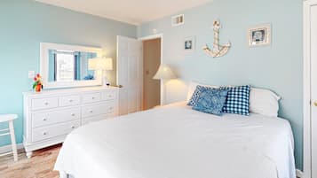 1 bedroom, iron/ironing board, internet, bed sheets