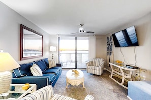 TV, DVD player - Lagoon-front, 3rd-floor condo with balcony, AC, & outdoor pool (Gulf Shores)
