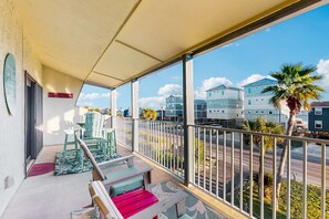 Terrace/patio - Water-view condo with pool, BBQs, beach access, fishing dock, balcony, & WiFi (Gulf Shores)