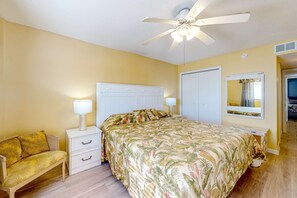 2 bedrooms, WiFi, bed sheets - Fourth-floor Gulf-front getaway with balcony, views, central AC, & outdoor pool (Gulf Shores)