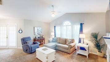 TV, fireplace, offices