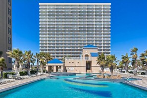 Pool - Wonderful coastal condo with pools, hot tubs, sauna & balcony (Gulf Shores)