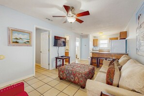 TV, DVD player - Beachside home steps from the water with pool access & central AC (Gulf Shores)