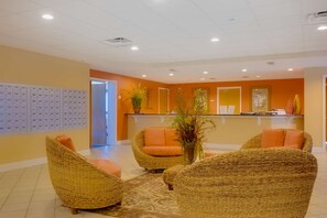 Lobby - Inviting Gulf-front condo with pool, sauna, washer,dryer, & central AC (Gulf Shores)