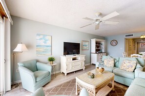 TV, offices - Gulf-front condo with beach views, balcony, central AC & pool (Gulf Shores)