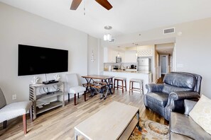 TV, DVD player - Spacious and Shiny Condo with Shared Pool & Hot Tub, Free WiFi, Central AC (Orange Beach)