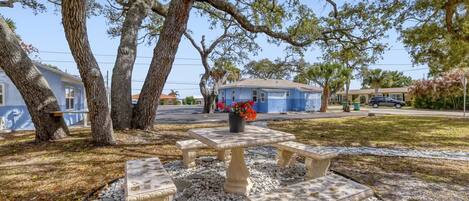 屋外ダイニングエリア