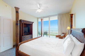 3 bedrooms, Internet, bed sheets - Beachfront 13th-floor condo with balcony, hot tubs, pools, & tennis courts (Orange Beach)