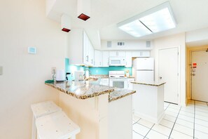 Fridge, microwave, oven, stovetop - Gulf-Front 5th-Floor Condo w/Balcony, Shared Pool, Hot Tub, Beach Views, Gym (Orange Beach)