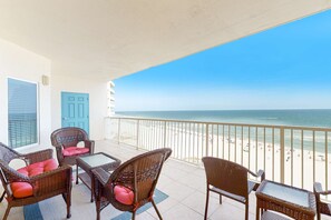 Property grounds - Amazing View Beachfront Condo with Resort Style Pools, Sauna, Beach Access, with a Private Balcony (Orange Beach)
