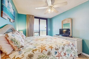 2 bedrooms, iron/ironing board, WiFi, bed sheets - Waterfront condo w/ balcony, multiple pools, lighted tennis courts, hot tub (Orange Beach)