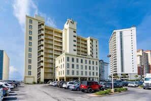Exterior - Boardwalk 283 gulf-view condo with WiFi, central ac, balcony, & outdoor pool (Gulf Shores)