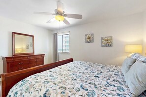 2 slaapkamers, een strijkplank/strijkijzer, wifi, beddengoed
