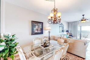 Dining - Ninth-Floor Condo in Beachfront Resort with Free WiFi, Shared Pool, Tennis Court (Orange Beach)