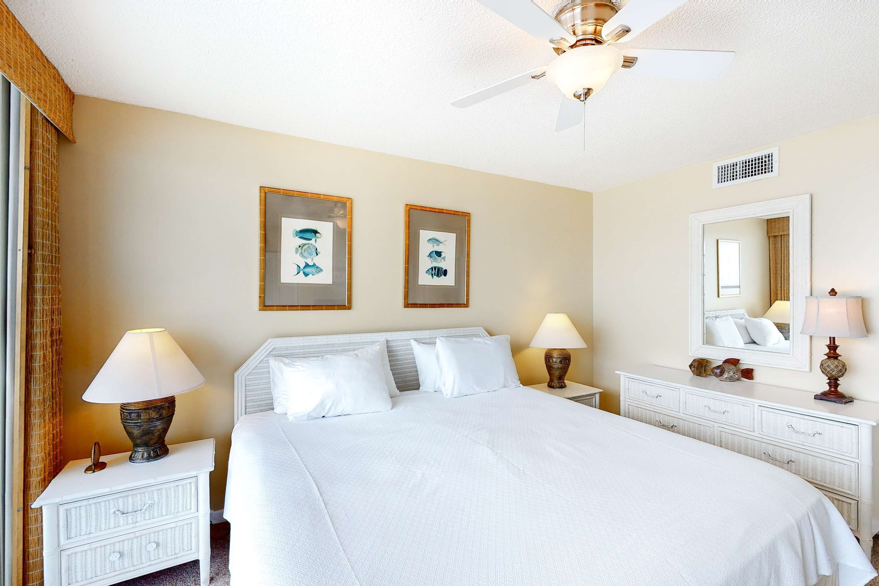 2 dormitorios, tabla de planchar con plancha, Internet y ropa de cama