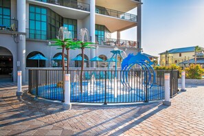 Children’s area - Gulf-front escape with balcony, pools, hot tubs, lazy river, tennis, & gym! (Orange Beach)