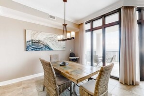Dining - Gulf-front escape with balcony, pools, hot tubs, lazy river, tennis, & gym! (Orange Beach)