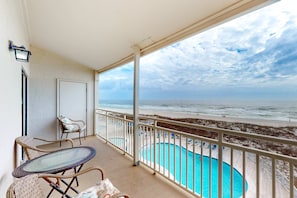 Property grounds - Two-story, Gulf-front condo with a pool, WiFi, washer/dryer, & central A/C (Orange Beach)