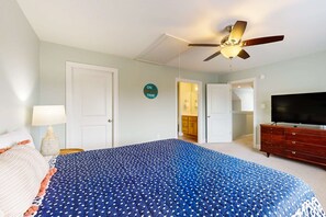6 bedrooms, iron/ironing board, WiFi, bed sheets - Beachview duplex with double lofts, balcony, W/D, Wifi (Dauphin Island)