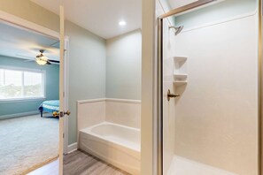 Shower, hair dryer, towels - Beachview duplex with double lofts, balcony, W/D, Wifi (Dauphin Island)