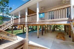 Exterior detail - Inviting home near the beach with balcony, full kitchen, central AC, & W/D (Dauphin Island)