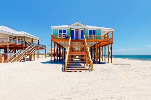 Beautiful beach house with Gulf views, covered deck, central AC, and free WiFi