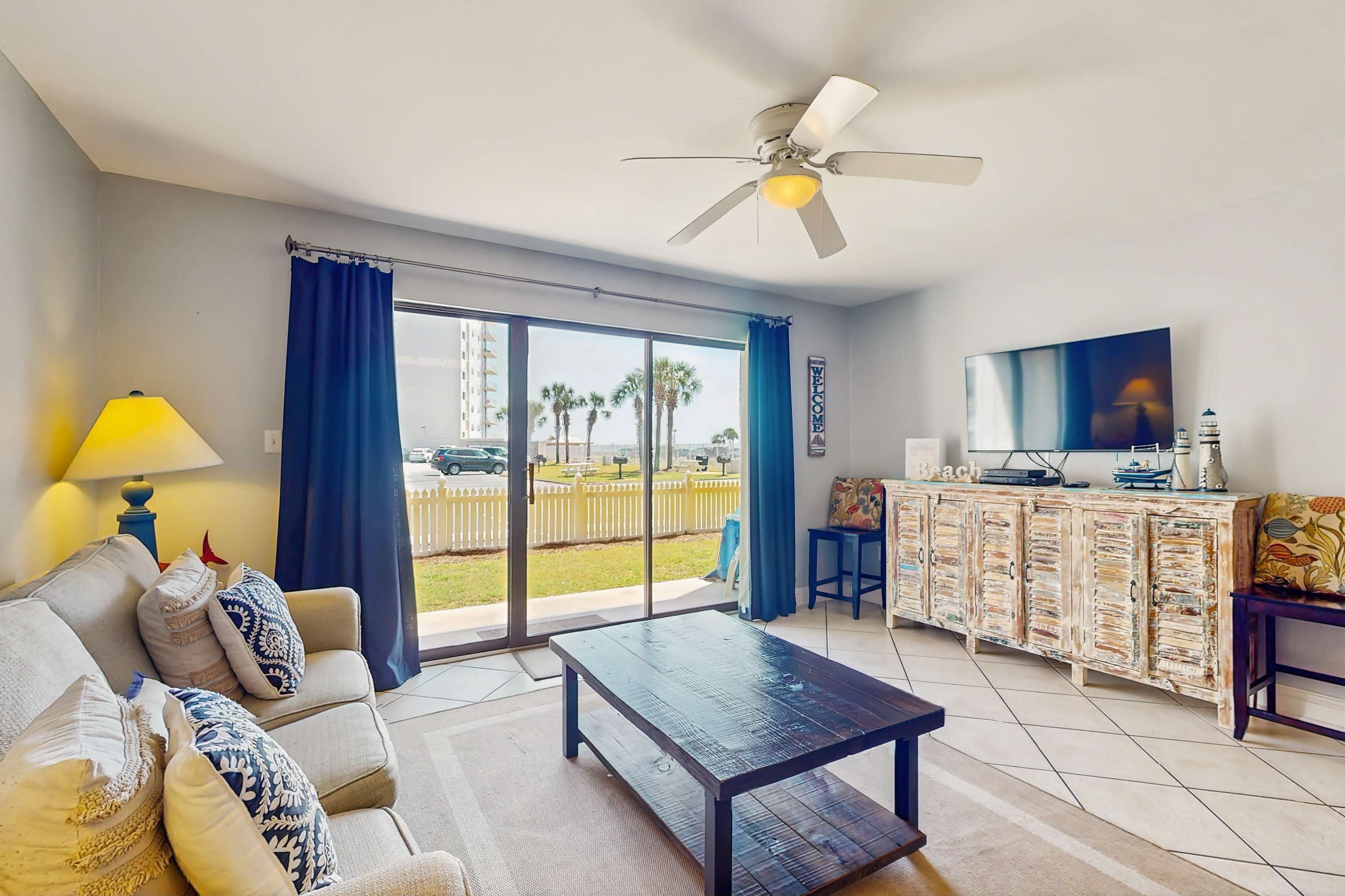 Ideal Beachside Getaway On Ground Floor With 3 Pools - Walk 600' To Sand - Foley, AL