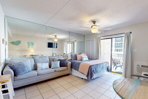 Iron/ironing board, internet - Updated studio w/shared outdoor pools and tennis court, family-friendly, & more! (Orange Beach)