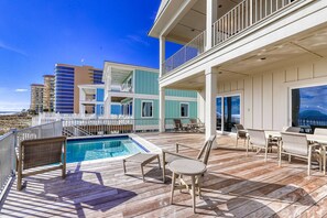 Pool - Elegant beachfront home w private plunge pool - steps from the sand (Orange Beach)