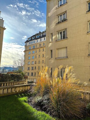 Exterior - L'appartement Blériot (Paris)