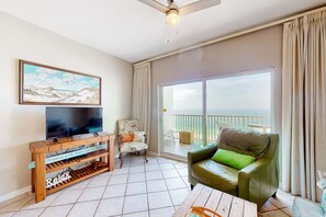 TV, DVD player, stereo - Coastal condo w/ shared, outdoor pool, indoor pool w/ hot tub, & relaxing sauna (Orange Beach)