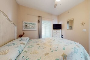 1 bedroom, iron/ironing board, WiFi - Coastal condo w/ shared, outdoor pool, indoor pool w/ hot tub, & relaxing sauna (Orange Beach)