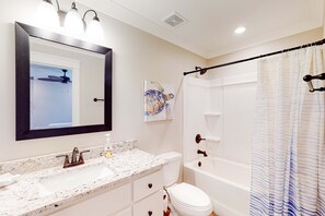 Shower, towels - Stylish island condo near the beach with fast WiFi, central AC, & private W/D (Dauphin Island)