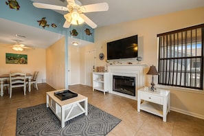 TV, offices - Snowbird-friendly condo with AC, outdoor pool, tennis & hot tub - near the beach (Gulf Shores)