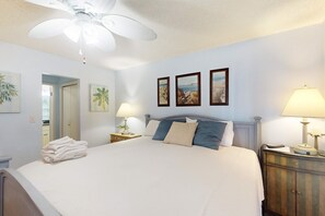 2 bedrooms, desk, iron/ironing board, WiFi - Dog-Friendly Condo with Shared Pool, Pier, and Beach Access (Gulf Shores)