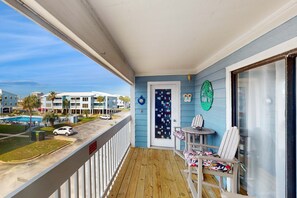 Property grounds - Dog-Friendly Condo with Shared Pool, Pier, and Beach Access (Gulf Shores)