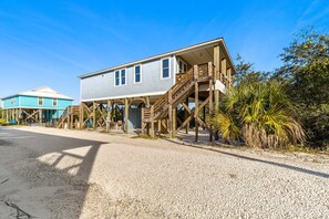 Exterior - Gorgeous beach house with private pool, outdoor TV & custom grill area (Orange Beach)