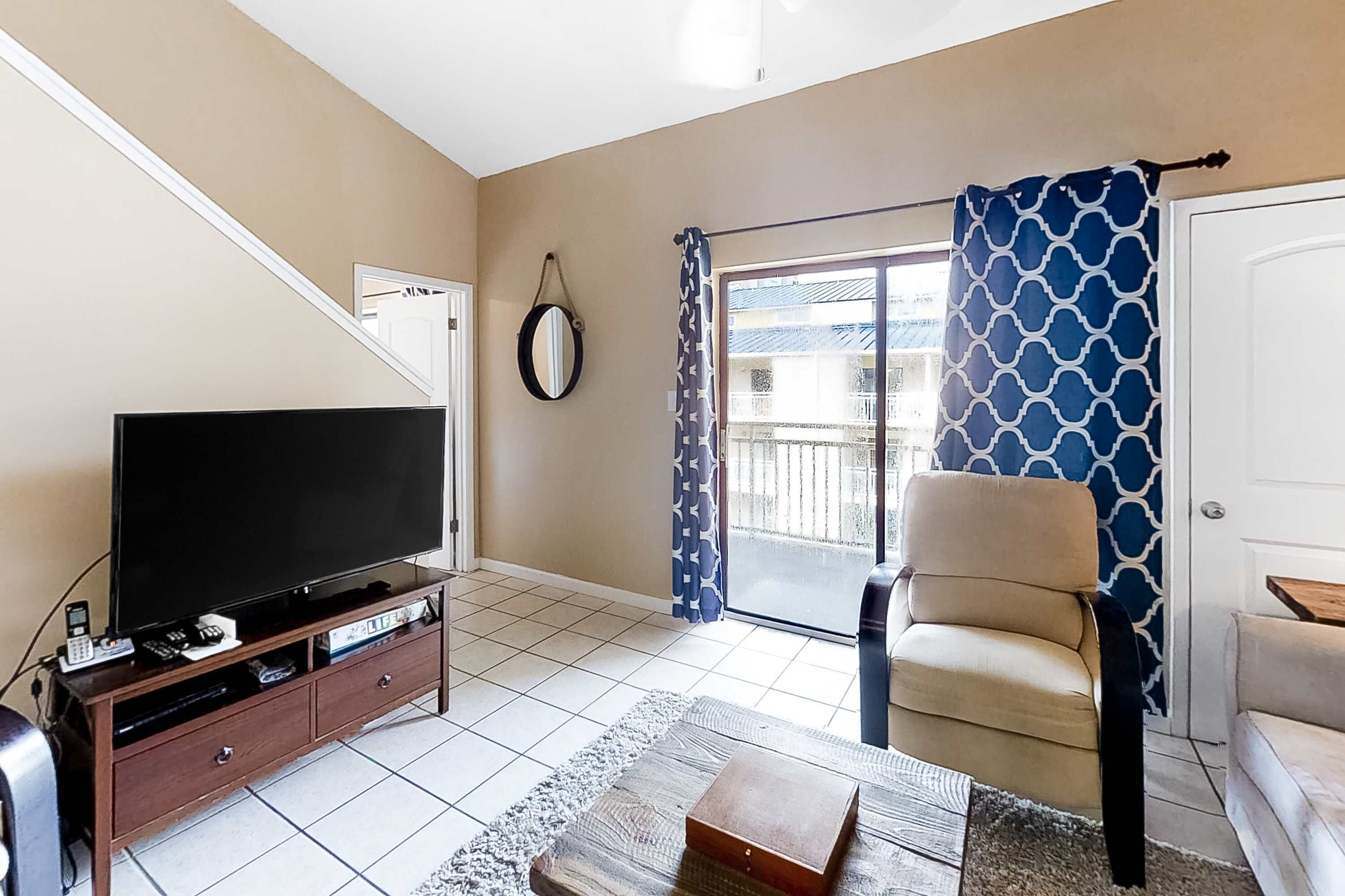 TV, DVD player, offices