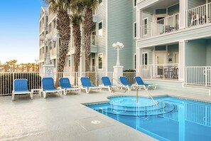 Pool - Gulf Coast condo with a pool, gym, boat launch, & nearby beach access (Orange Beach)