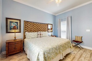 6 habitaciones, tabla de planchar con plancha, internet y ropa de cama
