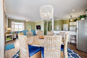 Interior - Beach view beach home w community outdoor pool, sun deck & private beach (Orange Beach)