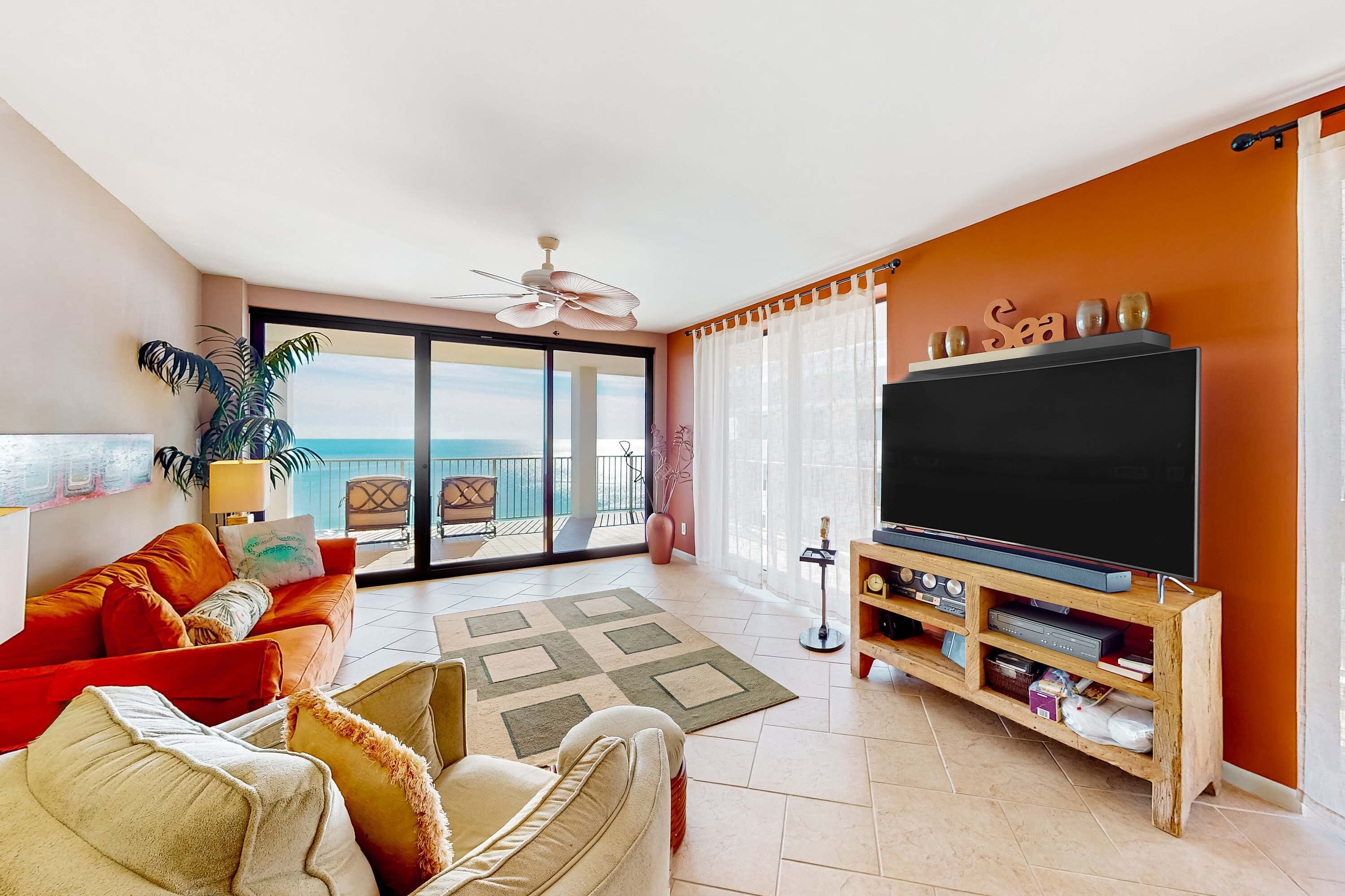 TV, DVD player
