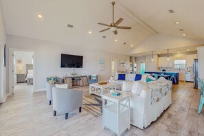 TV, video games, DVD player, offices - Gulf Front, dog-friendly home with breathtaking views, washer/dryer & A/C (Dauphin Island)